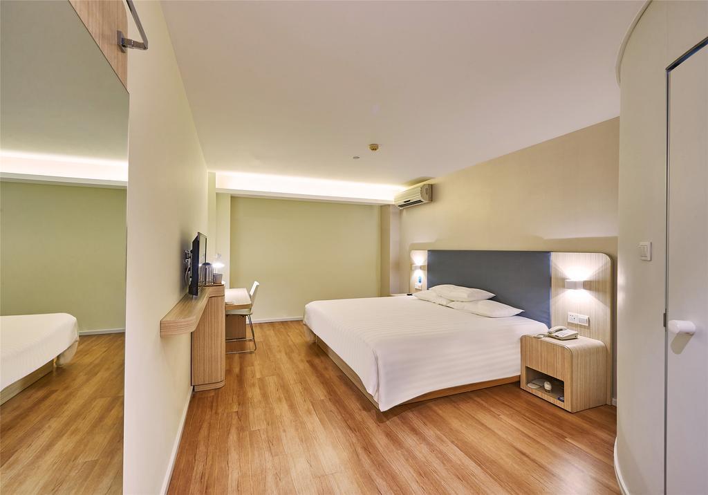 Hanting Hotel Suzhou International World Studios Экстерьер фото