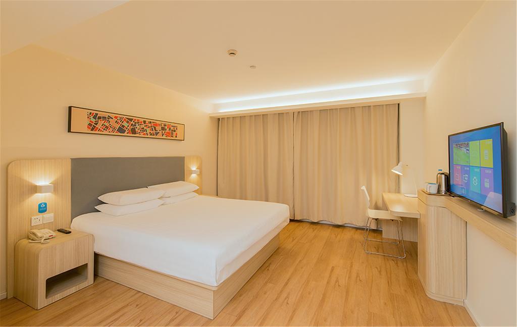 Hanting Hotel Suzhou International World Studios Экстерьер фото